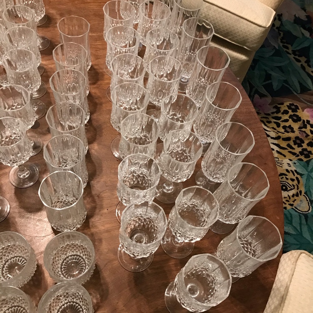 5 pieces per set.  Cristal D’Arques, Longchamps.